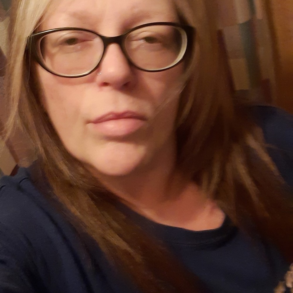 Meet your Posher, Angie